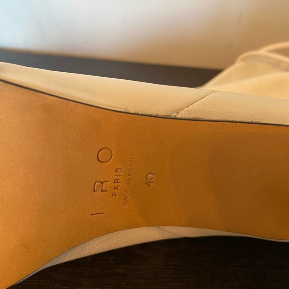 Beautiful Iro Paris White Hosta Boots - Picture 8 of 9